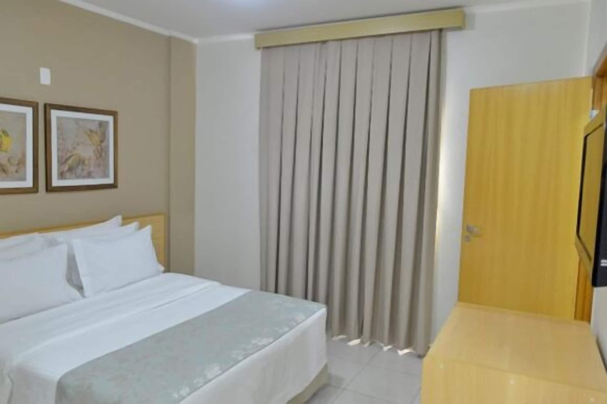 Oitis Hotel Гоянія Екстер'єр фото