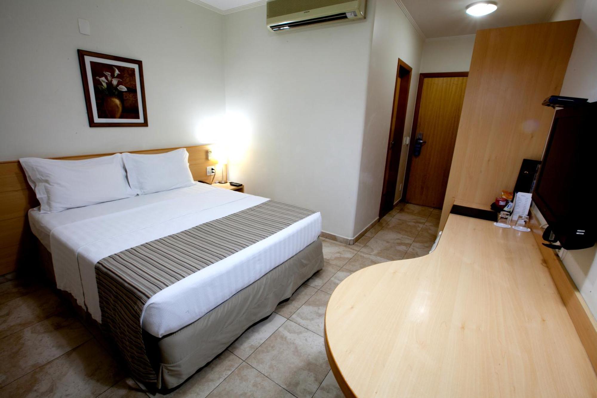 Oitis Hotel Гоянія Номер фото