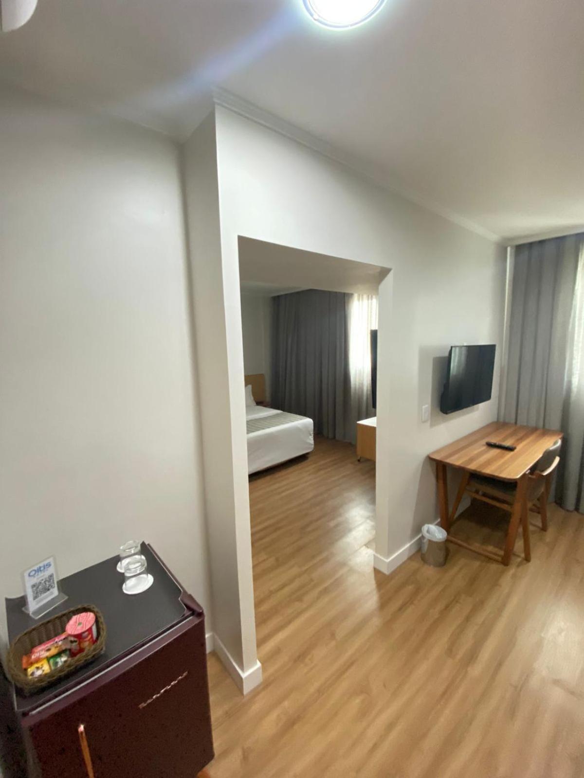 Oitis Hotel Гоянія Екстер'єр фото